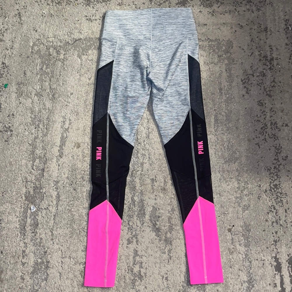PINK ultimate leggings NWOT